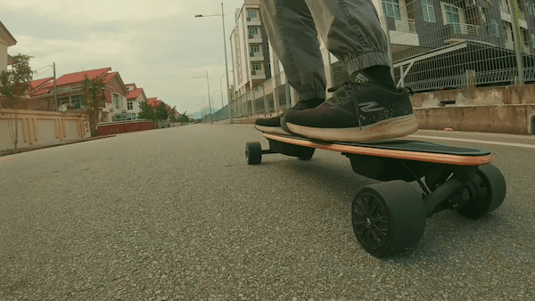 Delving into the Wowgo 2S MAX: The King of Entry-Level Electric Skateb